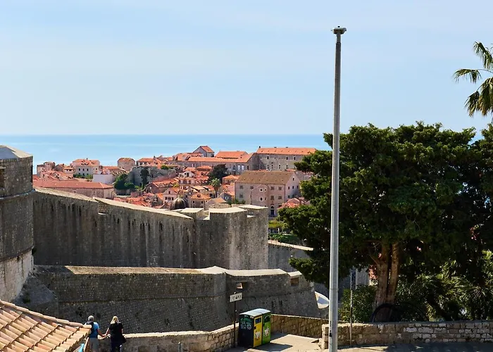 Legacy * Dubrovnik