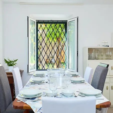 Апартаменты Legacy *